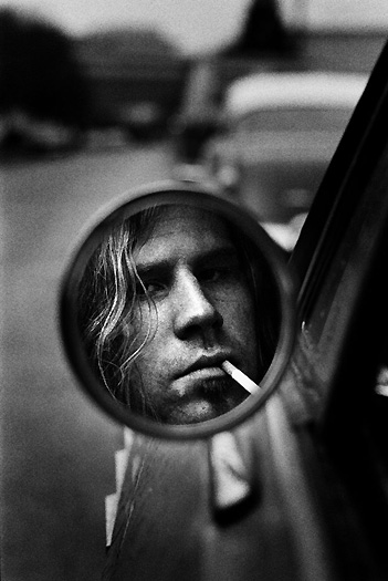 Here you get a nice cover version of a Kinks song by Mark Lanegan Here you get a nice cover version of a Kinks song by Mark Lanegan